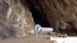 Agios Antonios Cave  - CRETE