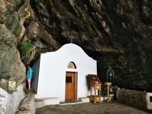 Agios Antonios Cave  - CRETE