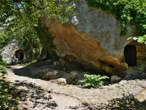 Agios Thomas Roman Tombs  - CRETE