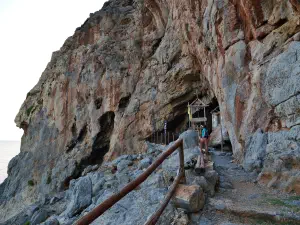 Avvakospilio (Osios Kosmas Erimitis) Cave  - CRETE