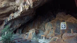 Avvakospilio (Osios Kosmas Erimitis) Cave  - CRETE