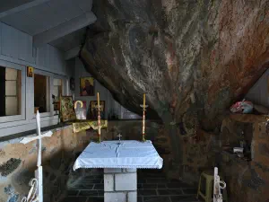 Avvakospilio (Osios Kosmas Erimitis) Cave  - CRETE
