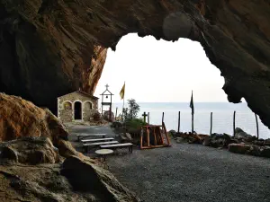 Avvakospilio (Osios Kosmas Erimitis) Cave  - CRETE