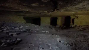 Mikri Labyrinth (Labyrinthaki) Cave  - CRETE