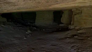 Mikri Labyrinth (Labyrinthaki) Cave  - CRETE