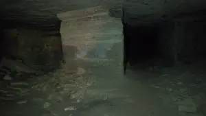 Mikri Labyrinth (Labyrinthaki) Cave  - CRETE