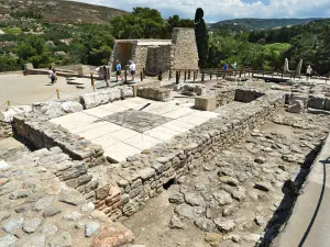 Minoan Palace of Knossos  - CRETE