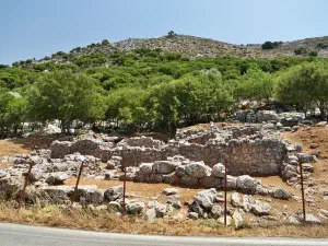 Minoan Villa of Sklavokambos  - CRETE