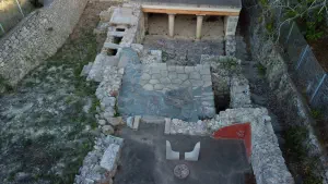 Royal Temple Tomb - Knossos  - CRETE