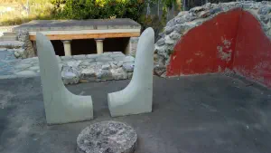 Royal Temple Tomb - Knossos  - CRETE