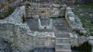 Royal Temple Tomb - Knossos  - CRETE