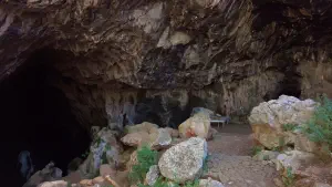 Skotino (Agia Paraskevi) Cave  - CRETE