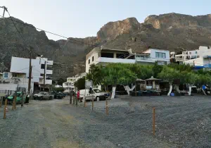 Tris Ekklisies  - CRETE