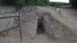 Achladia Minoan Tholos Tomb  - CRETE