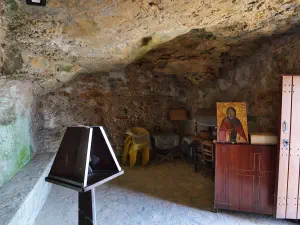 Agios Antonios Cave Church - Kato Selles  - CRETE