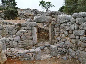 Ancient Lato Hellenistic Town  - CRETE