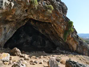 Andreas Cave  - CRETE