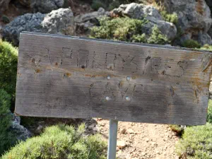 Apoloustres Cave  - CRETE