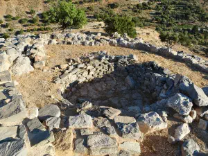 Azoria Archaic Settlement  - CRETE