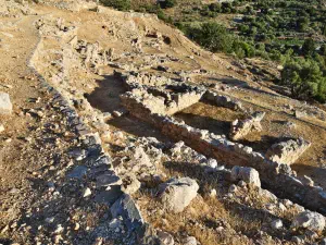 Azoria Archaic Settlement  - CRETE