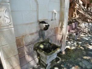 Pigi Mesa Milou Zakros  - CRETE