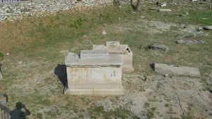 Ancient Cemetery Vitzi  - PAROS