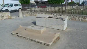 Ancient Cemetery Vitzi  - PAROS