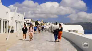Oia  - SANTORINI