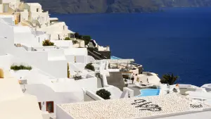Oia  - SANTORINI