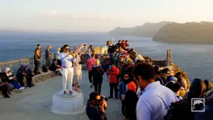 Oia  - SANTORINI