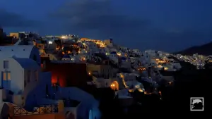 Oia  - SANTORINI