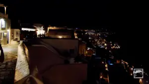 Oia  - SANTORINI