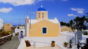 Oia  - SANTORINI