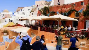 Oia  - SANTORINI