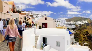 Oia  - SANTORINI