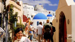 Oia  - SANTORINI