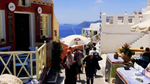 Oia  - SANTORINI