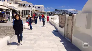 Oia  - SANTORINI
