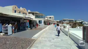 Oia  - SANTORINI