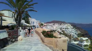 Oia  - SANTORINI