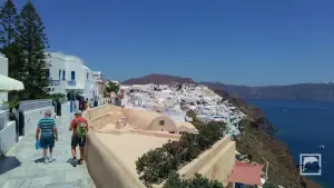 Oia  - SANTORINI