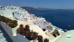 Oia  - SANTORINI