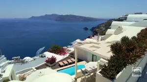 Oia  - SANTORINI