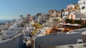 Oia  - SANTORINI