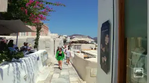 Oia  - SANTORINI