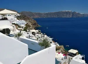 Oia  - SANTORINI