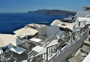 Oia  - SANTORINI