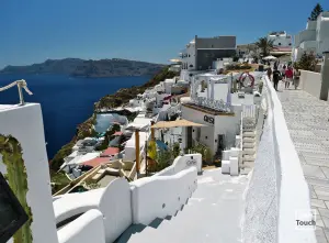 Oia  - SANTORINI