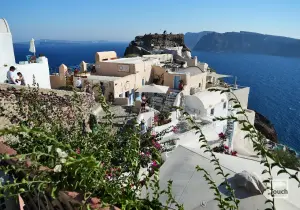 Oia  - SANTORINI