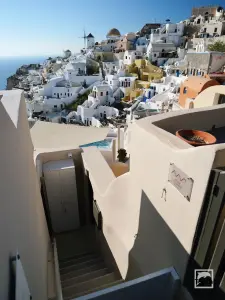 Oia  - SANTORINI